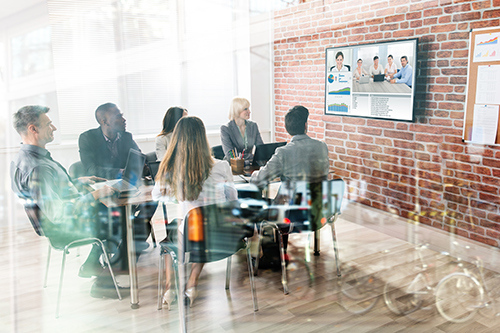 Hybrides Meeting virtuell und physisch